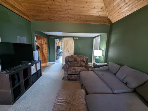 Living - 218 W Saginaw, Au Gres, MI 48703 photo 3 of 8