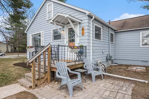 872 Kelley, Traverse City, MI 49686