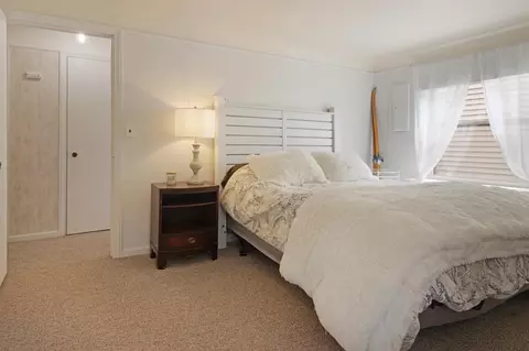 Bedroom - 9357 Fairview, Williamsburg, MI 49690 photo 13 of 18