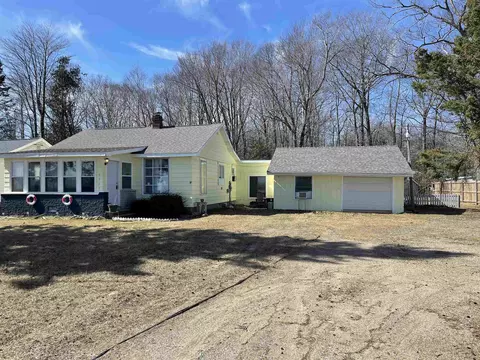 6909 N Us-23, Oscoda, MI 48750