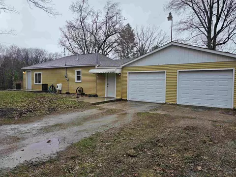 5155 W M-55, Tawas City, MI 48763
