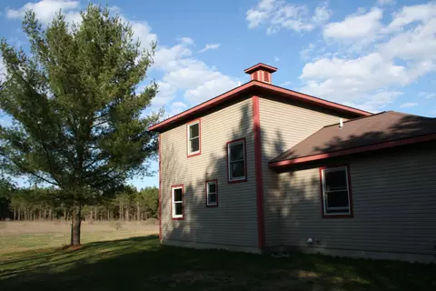 10150 N 21 12, Buckley, MI 49620