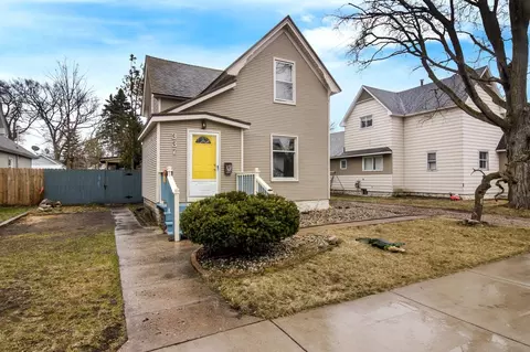 337 W Tenth, Traverse City, MI 49684