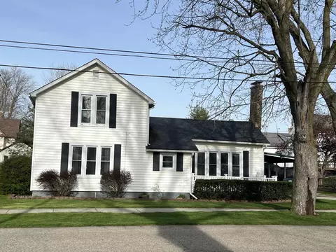 Exterior - 212 S Ithaca, Ithaca, MI 48847 photo 2 of 5