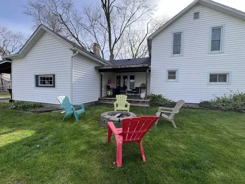 Exterior - 212 S Ithaca, Ithaca, MI 48847 photo 3 of 5