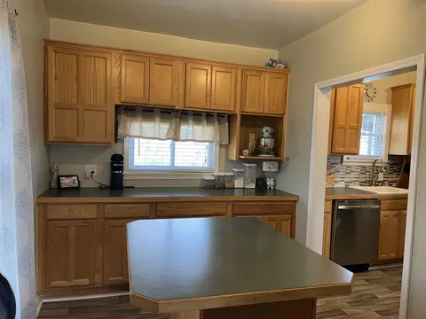 Kitchen - 212 S Ithaca, Ithaca, MI 48847 photo 2 of 3