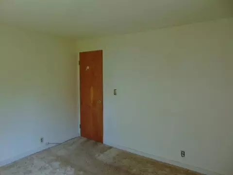 Bedroom - 230 E Seaver, Ithaca, MI 48847 photo 3 of 4