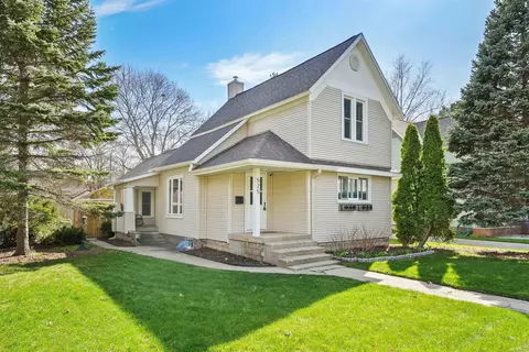 525 W Seventh, Traverse City, MI 49684