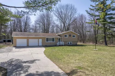 10950 E Pickard, Mount Pleasant, MI 48858