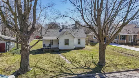 216 Monroe, Traverse City, MI 49684