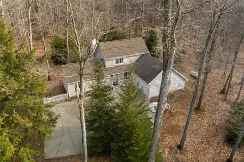 501 E Shetland, Cedar, MI 49621