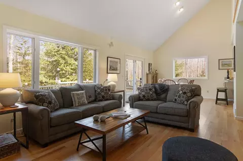 501 E Shetland, Cedar, MI 49621 photo 10