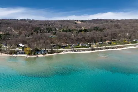8092 S West Bay, Traverse City, MI 49684