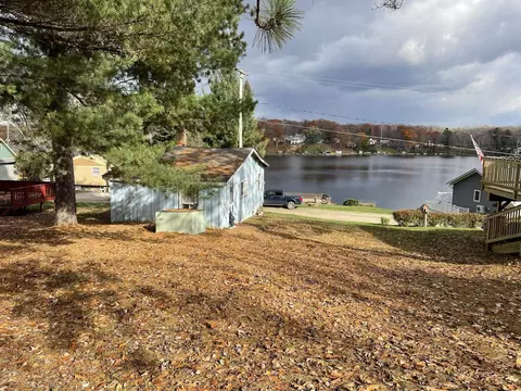 209 Lake, Hale, MI 48739