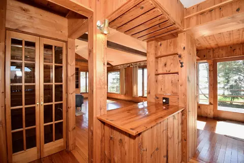 Entry Way - 5656 Point Lookout, Au Gres, MI 48703 photo 2 of 4