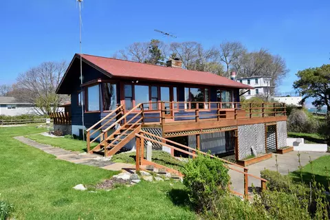 Exterior - 5656 Point Lookout, Au Gres, MI 48703 photo 2 of 17
