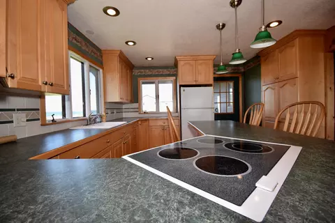 Kitchen - 5656 Point Lookout, Au Gres, MI 48703 photo 4 of 5
