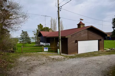 Exterior - 5656 Point Lookout, Au Gres, MI 48703 photo 5 of 17