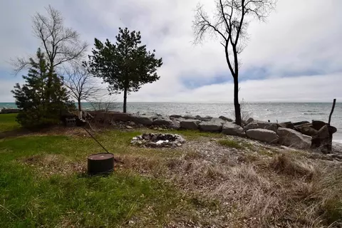 Exterior - 5656 Point Lookout, Au Gres, MI 48703 photo 12 of 17
