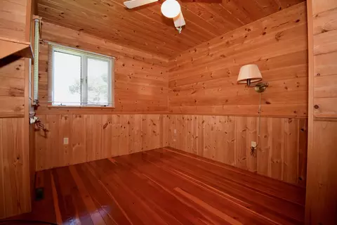 Bedroom - 5656 Point Lookout, Au Gres, MI 48703 photo 2 of 7