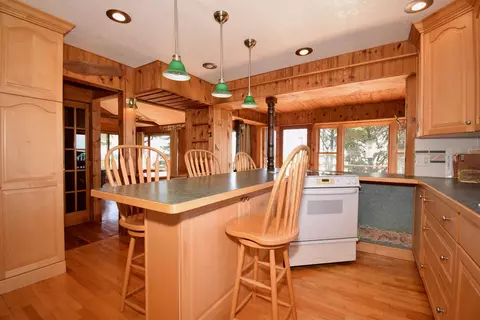 Kitchen - 5656 Point Lookout, Au Gres, MI 48703 photo 3 of 5