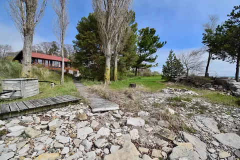 Exterior - 5656 Point Lookout, Au Gres, MI 48703 photo 11 of 17