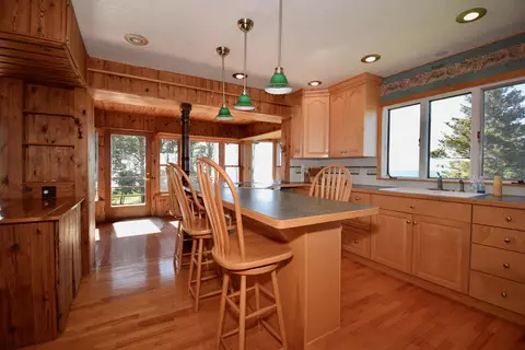 Kitchen - 5656 Point Lookout, Au Gres, MI 48703 photo 2 of 5