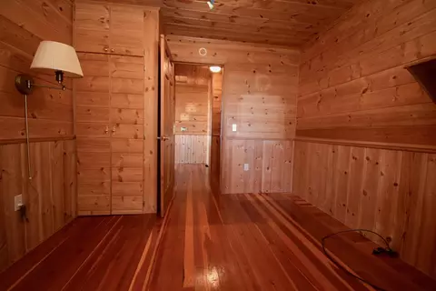 Bedroom - 5656 Point Lookout, Au Gres, MI 48703 photo 4 of 7