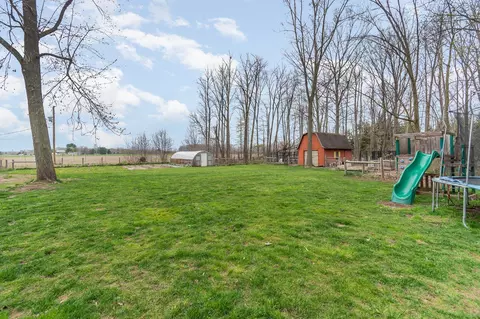 Exterior - 16606 Lunney, Hemlock, MI 48626 photo 12 of 13