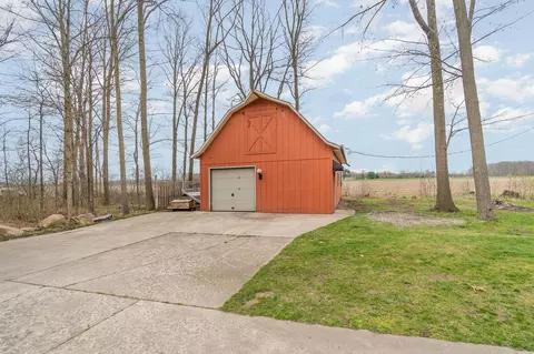 Exterior - 16606 Lunney, Hemlock, MI 48626 photo 11 of 13