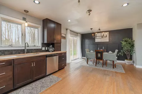 Dining - 16606 Lunney, Hemlock, MI 48626 photo 1 of 3