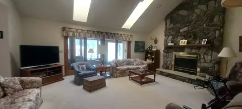 Living - 5148 Huron Breeze, Au Gres, MI 48703 photo 5 of 10