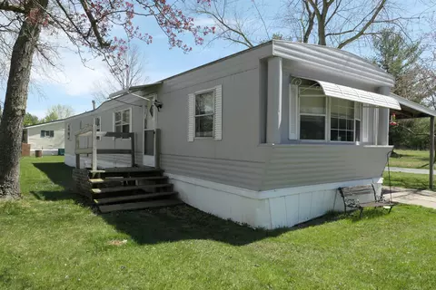 50 Meadow, Ithaca, MI 48847 photo 2