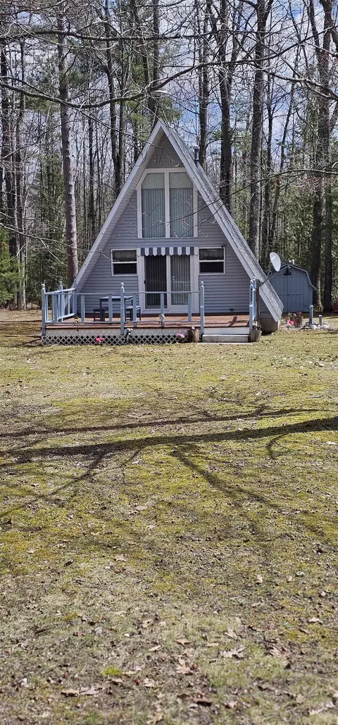 4533 E Cedar Lk, Greenbush, MI 48738