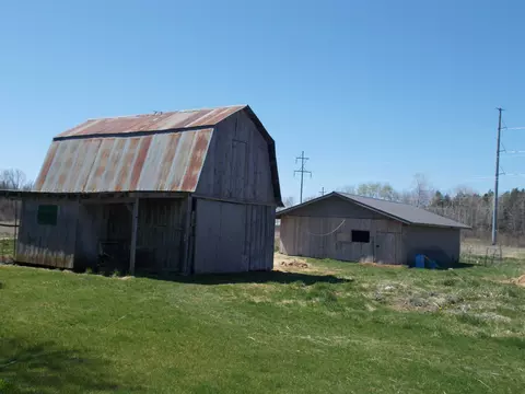 Exterior - 1357 N Young, Twining, MI 48766 photo 7 of 10