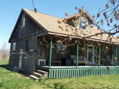 Exterior - 1357 N Young, Twining, MI 48766 photo 5 of 10