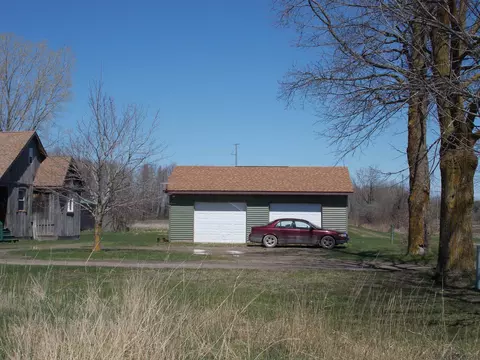 Exterior - 1357 N Young, Twining, MI 48766 photo 2 of 10