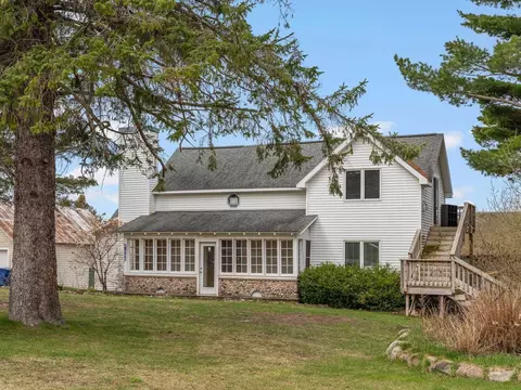 7246 S Stachnik, Maple City, MI 49664