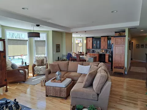Living - 576 N Huron #201, Au Gres, MI 48703 photo 5 of 6
