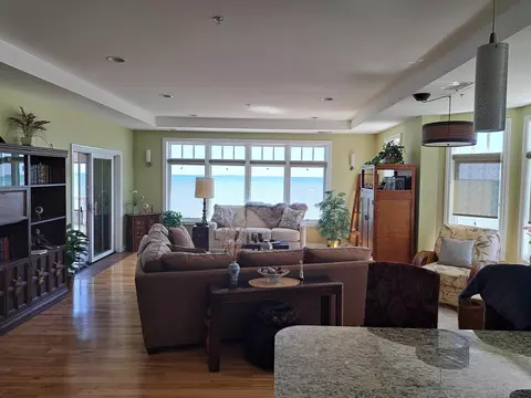 Living - 576 N Huron #201, Au Gres, MI 48703 photo 2 of 6
