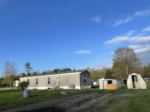 1000 Vallado, Weidman, MI 48893