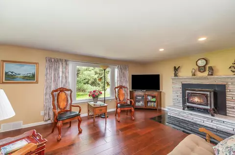 678 S Alger, Ithaca, MI 48847 photo 9