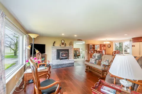 678 S Alger, Ithaca, MI 48847 photo 8
