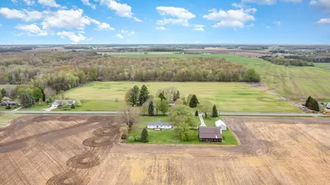 678 S Alger, Ithaca, MI 48847 photo 2