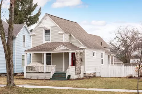 424 W Ninth, Traverse City, MI 49684