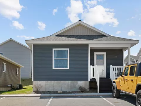 1139 Olive, Traverse City, MI 49696