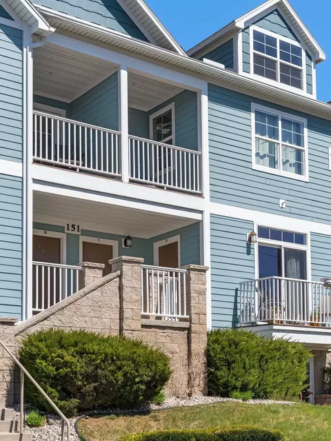 151 Railroad #D/15, Traverse City, MI 49685