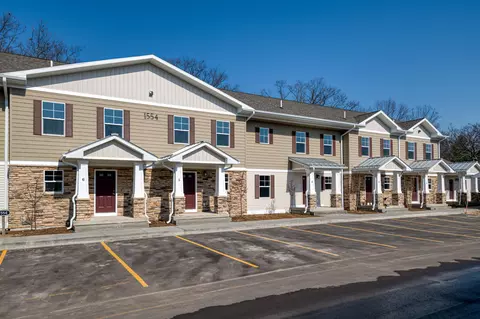 1554 Simsbury #3, Traverse City, MI 49686