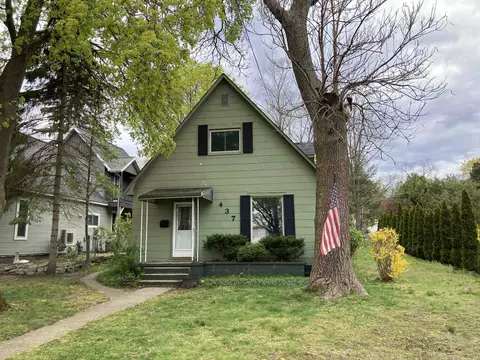 437 Monroe, Traverse City, MI 49684