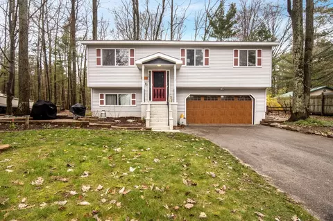 10320 Wildwood, Interlochen, MI 49643